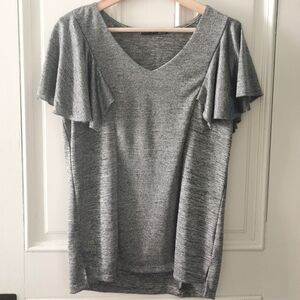 Black Tape women's gray flutter knit top. Size large. EUC
